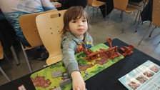 Wrocławski Festiwal Gier Planszowych Gratislavia - na zdjęciu uczestnicy oraz gry planszowe