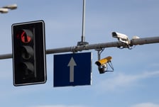 CANARD Red Light. Żółte kamery na skrzyżowaniach i przejazdach kolejowych