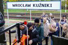 Pociąg retro w dniu Narodowego Święta Niepodległości, 2023