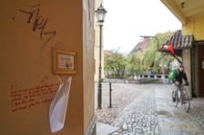 <p>Przejście między pl. Solnym a ul. Szajnochy z Punktem Wymiany Poezji</p>