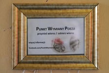 <p>Przejście między pl. Solnym a ul. Szajnochy z Punktem Wymiany Poezji</p>