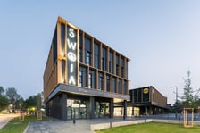 <p>Pierwsza nagroda w kategorii Budynek użyteczności publicznej oraz Grand Prix konkursy Piękny Wrocław: Centrum Handlowe Swoja Olimpia&nbsp;</p>
<p>&nbsp;</p>