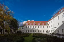 <p>Pierwsza nagroda w kategorii Modernizacja obiektu historycznego: Herbal Hotel&nbsp;</p>
<p>&nbsp;</p>