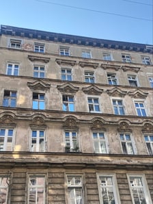 <p>Kamienica przy ul. Więckowskiego</p>