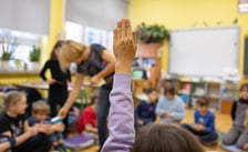 Inspirowany pedagogiką Janusza Korczaka i nieustannie udoskonalany program „Szkoły Dialogu”  jest realizowany w Szkole Podstawowej nr 63 od 2018 roku.