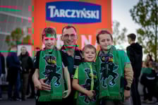 Kibice na meczach Śląska Wrocław na Tarczyński Arenie podczas rundy jesiennej sezonu 2023/2024
