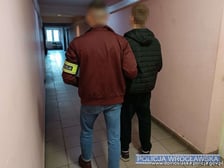 W zatrzymanej grupie znajdowały się wyłącznie osoby nieletnie, w wieku 15 i 16 lat. W związku z tym odpowiadać będą w myśl przepisów ustawy o postępowaniu w sprawach nieletnich.