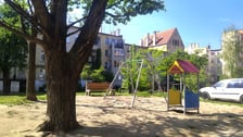 <p>Zmieniające się podw&oacute;rka na Kleczkowie</p>
