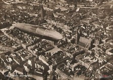 1930, Sterowiec nad Starym Miastem