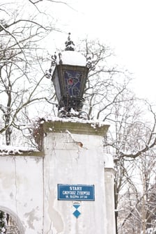 <p>Od listopada do marca nekropolia jest czynna w godz. 9.00 - 16.00, od kwietnia do października w godz. 9.00 do 18.00.</p>