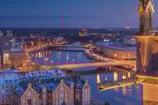 <p>Widok na Odrę z wieży Katedry Wrocławskiej</p>