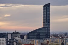 <p>Sky Tower. Panorama Wrocławia - widok z kościoła św. Elżbiety</p>