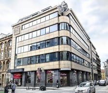 <p>Aktualny wygląd biurowca Save The World</p>