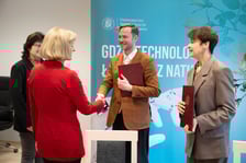 Uroczystość podpisania porozumienia pomiędzy Zespołem Szkół nr 3 a Uniwersytetem Przyrodniczym we Wrocławiu