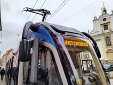 Tramwaj im. Jerzego Grotowskiego.