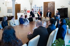 <p>Rozdanie nagr&oacute;d dla laureat&oacute;w konkursu Wrocławska Magnolia 14 lutego gabinet prezydenta Wroclawia</p>
