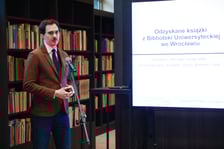 <p>Radca ds. restytucji w MKiDN Tomasz Śliwiński.</p>