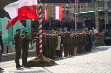 Uroczystość nadania sztandaru 4. Regionalnej Bazie Logistycznej Wojska Polskiego. Wrocław, 15.03.2024