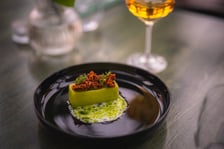 <p>Danie restauracji Concordia Taste przygotowane na Restaurant Week - wiosna 2024. Lokal znajduje się przy Słodowej 7</p>