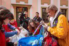 Caritas rozdał ubogim 600 paczek