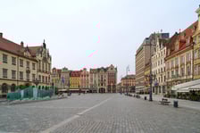 Puste miasto. Wrocław bez ludzi i bez samochodów. 31.03.2024