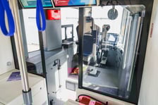 Wnętrze Pesy Twist 146N o numerze 3401 - pierwszego tego typu tramwaju w MPK Wrocław.