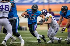 Piłkarze Śląska Wrocław i futboliści Panthers podczas meczów