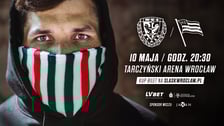 Piłkarze Śląska Wrocław i futboliści Panthers podczas meczów