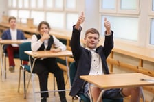 Uczniowie SP nr 29 przed egzaminem z j. polskiego