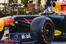 Bolid F1 RB7 w Rynku, 27 maja 2024