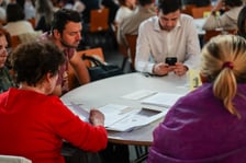 Szkolenie dla członków komisji wyborczych w Hali Stulecia przez wyborami do Parlamentu Europejskiego