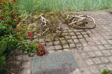 <p>Pomnik Tian'anmen na pl. Dominikańskim</p>