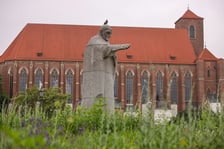 Pomnik papieża Jana XXIII we Wrocławiu