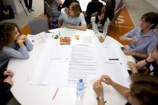 Warsztaty podczas debaty młodzieżowej na temat Strategii Wrocław 2050