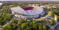 <p>Pojemność &ndash; 42 000</p>
<p>Klub &ndash; RB Lipsk</p>
<p>Mecze Euro 2024:</p>
<ul>
<li>Chorwacja &ndash; Włochy</li>
<li>Holandia &ndash; Francja</li>
<li>Portugalia &ndash; Czechy</li>
<li>spotkanie 1/8 finału</li>
</ul>