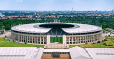 <p>Pojemność &ndash; 70 000</p>
<p>Klub &ndash; Hertha BSC Berlin</p>
<p>Mecze Euro 2024:</p>
<ul>
<li>Hiszpania &ndash; Chorwacja</li>
<li><strong>Polska &ndash; Austria</strong></li>
<li>Holandia &ndash; Austria</li>
<li>spotkanie 1/8 finału</li>
<li>spotkanie 1/4 finału</li>
<li><strong>FINAŁ</strong></li>
</ul>