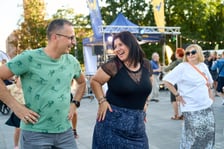 Wrocławska Potańcówka na placu Wolności - czerwiec 2024. „Domówka pod gwiazdami”