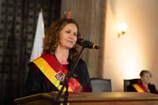 <p>Uroczysta sesja we Wrocławiu - 24 czerwca. Na zdjeciu&nbsp;&nbsp;Agnieszka Rybczak, przewodnicząca Rady Miejskiej Wrocławi</p>