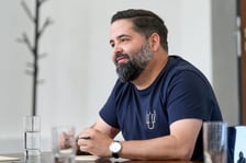 <p>Juan Luis Fernandez, znakomity szef kuchni z Hiszpanii, kt&oacute;rego restauracje zdobyły łącznie cztery gwiazdki Michelina</p>
