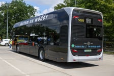Wrocławskie MPK do 5 sierpnia testuje wodorowy autobus marki Nesobus.