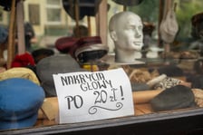 <p>Wyprzedaż czapek w pracowni przy ul. Kuźniczej 56</p>