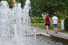 Upalna niedziela we Wrocławiu. Park Zachodni i okolice
