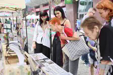 Ręki Dzieła Fest na ulicy Oławskiej we Wrocławiu