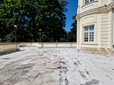 Remont zamku w Leśnicy