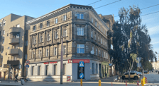 <p>Jedna z 22 kamienic, kt&oacute;re zostaną wyremontowane w pierwszej kolejności - ul. Gajowa 25</p>