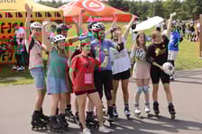Charytatywny Drużynowy Maraton na Rolkach Tyłem - zdjęcia uczestników