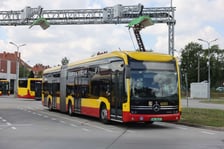 Ładowanie autobusów elektrycznych na zajezdni Obornicka