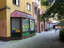 Zamknięta księgarnia DODO przy ul. Czarnieckiego 11C na osiedlu Szczepin we Wrocławiu