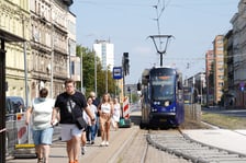 Remont torów na ulicy Grabiszyńskiej na wysokości skrzyżowania z Zaporoską i Szpitalną.