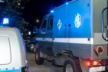 Ewakuacja mieszkańców bloku przy ul. Poznańskiej. Kilka niewybuchów w jednym z mieszkań